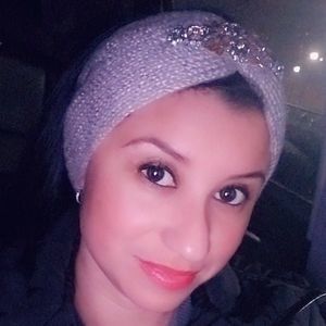 Meet your Posher, Aida